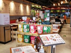 -渝是乎酸菜鱼·川渝小炒(新世界百货望京店)