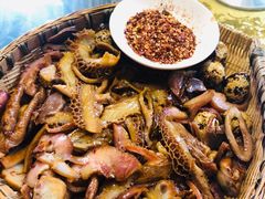 卤拼-江湖黑大兔(杨家坪店)