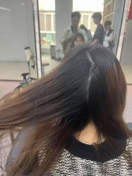 -88潮牌造型烫发·染发