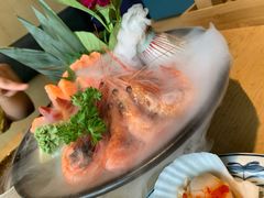 -枝魯枝魯自助料理