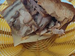 -洪峰浩老北京烧饼夹肉(角门路店)