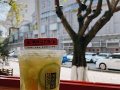 -喧闹·东方大气茶(鹅岭二厂店)