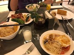 -上海滴水湖皇冠假日酒店