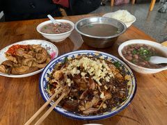 -赵姐猪耳朵饭店