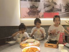 -怪噜范·贵阳小吃大排档(世纪金源店)