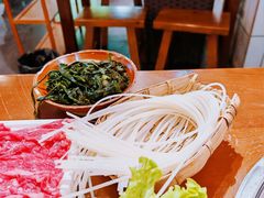 -黔有有贵州酸汤夺夺粉火锅(五味十字店)