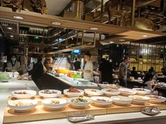 自助取餐区-钱小奴海鲜自助黑金店(杭州滨江龙湖店)