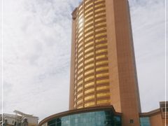 -深圳君逸国际酒店(龙岗横岗塘坑地铁站店)