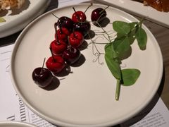 樱桃鹅肝-小大董·烤鸭(凤凰汇店)