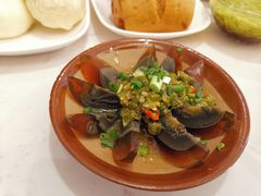 尖椒皮蛋-李与白包子铺(桐梓林店)