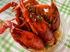 -巴厘龙虾·榜首油焖大虾(音乐学院·沿江酒馆店)