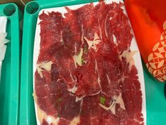 鲜牛肉-濠轩阁特色生蚝火锅(水湾路店)