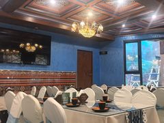 -乡村馕坑肉·烧烤·新疆菜·本地人更爱吃(阿勒泰首店)