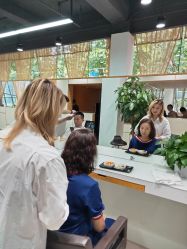 -CARR SALON