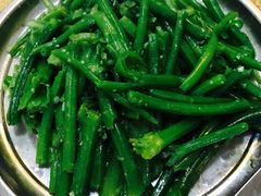 椒腐炒瓜苗-农夫烧鸡(西江路店)