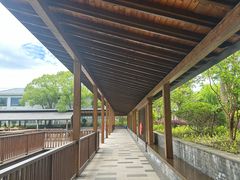 -上海怡沁园度假酒店