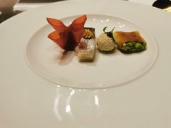 鸿运山楂鹅肝-鲤院·新中式美学·庭院餐厅(夫子庙店)