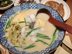 -荣家黄鱼面(前滩太古里店)