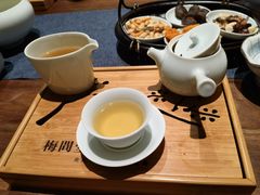 -梅间堂茶馆(绿地缤纷城店)