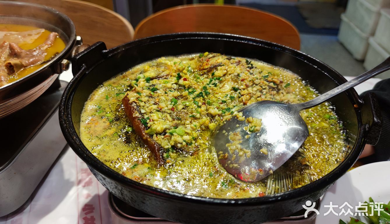 今天的美食探店之旅