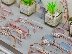 -潘多拉眼镜·蔡司依视路明月(潘家园店)