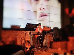 -胡桃里乐队酒馆(鎏嘉码头店)