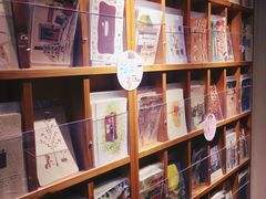 -猫的天空之城概念书店(杭州南宋御街店)