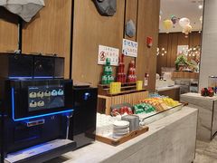 -飨食汇全日制餐厅·昆山皇冠假日酒店(九方店)