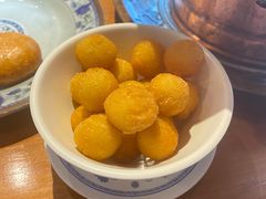 沙司小土豆-炉小二铜锅牛蛙•川湘菜(三里屯店)