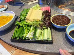 -山河屯铁锅炖·非遗东北菜(南山店)