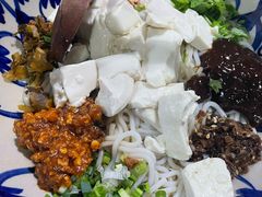 -蜗牛小馆醉乡民谣云南菜(惠新西里店)