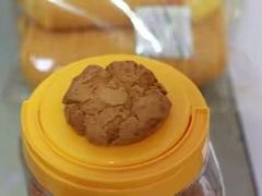 杏桃酥-上海哈尔滨食品厂(淮海中路店)