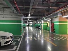 场地-白玉兰广场停车场