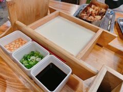 -胡同小馆(新威路店)