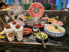 -周小明火锅(黑金冠社区店)