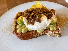 牛油果吐司-BOR Eatery(安福路店)