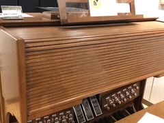 -柏斯音乐艺术中心·钢琴·吉他(上音店)