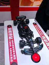 -乐高品牌旗舰店(人民广场店)