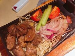 -穹六人间 people 6(岳阳路店)