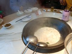 -陈大锅·岳阳鱼馆·地道岳阳菜(美食街店)