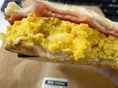 周末的沙面很美-星巴克臻选(广州沙面店)