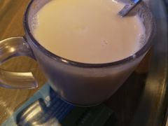 蛋白杏仁茶-翠华餐厅