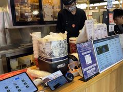 -霸王茶姬(上海静安大悦城店)