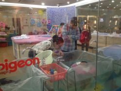 -爱婴室(上海浦建路店)