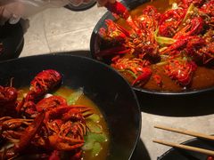 -沪小胖小龙虾(淮海中路旗舰店)