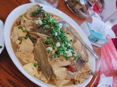 鱼头豆腐汤-凤嫂农家乐(梁弄店)