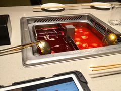 双拼锅底-海底捞火锅(高新万达店)