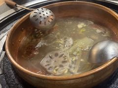 -阿山卓·野生菌火锅·纳西火塘烤肉