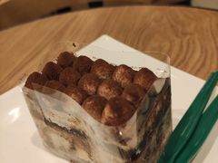 -星巴克臻选(北京银泰店)