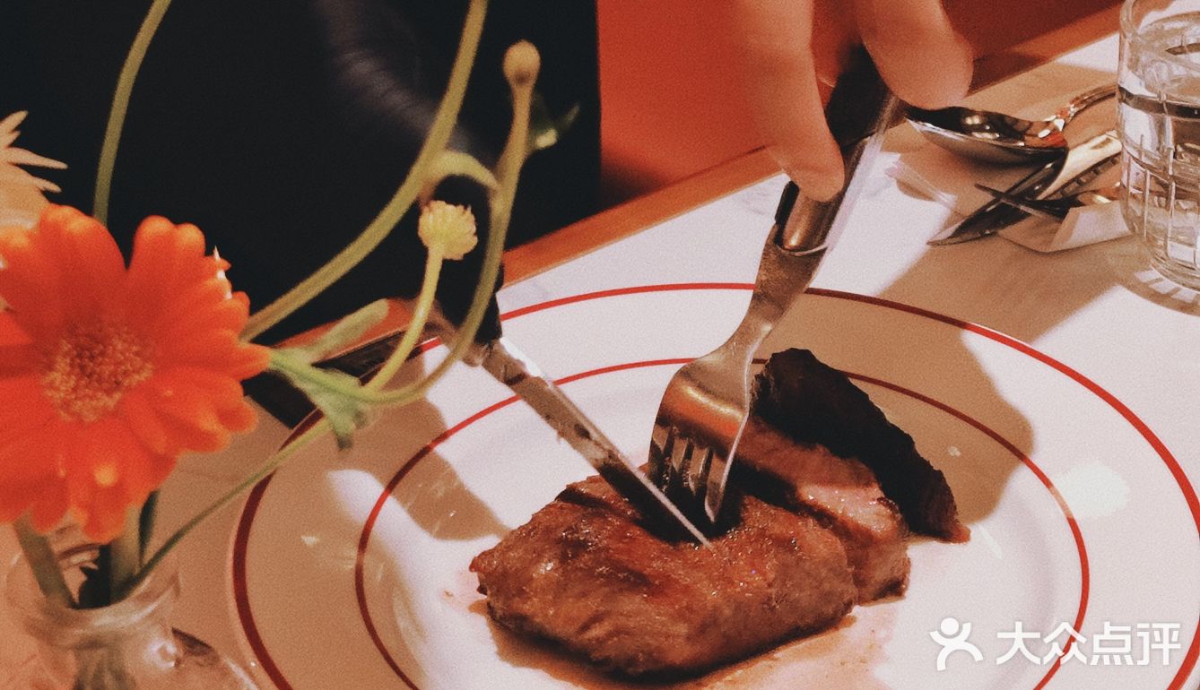 今日心动|氛围感餐厅天花板！约会首选！